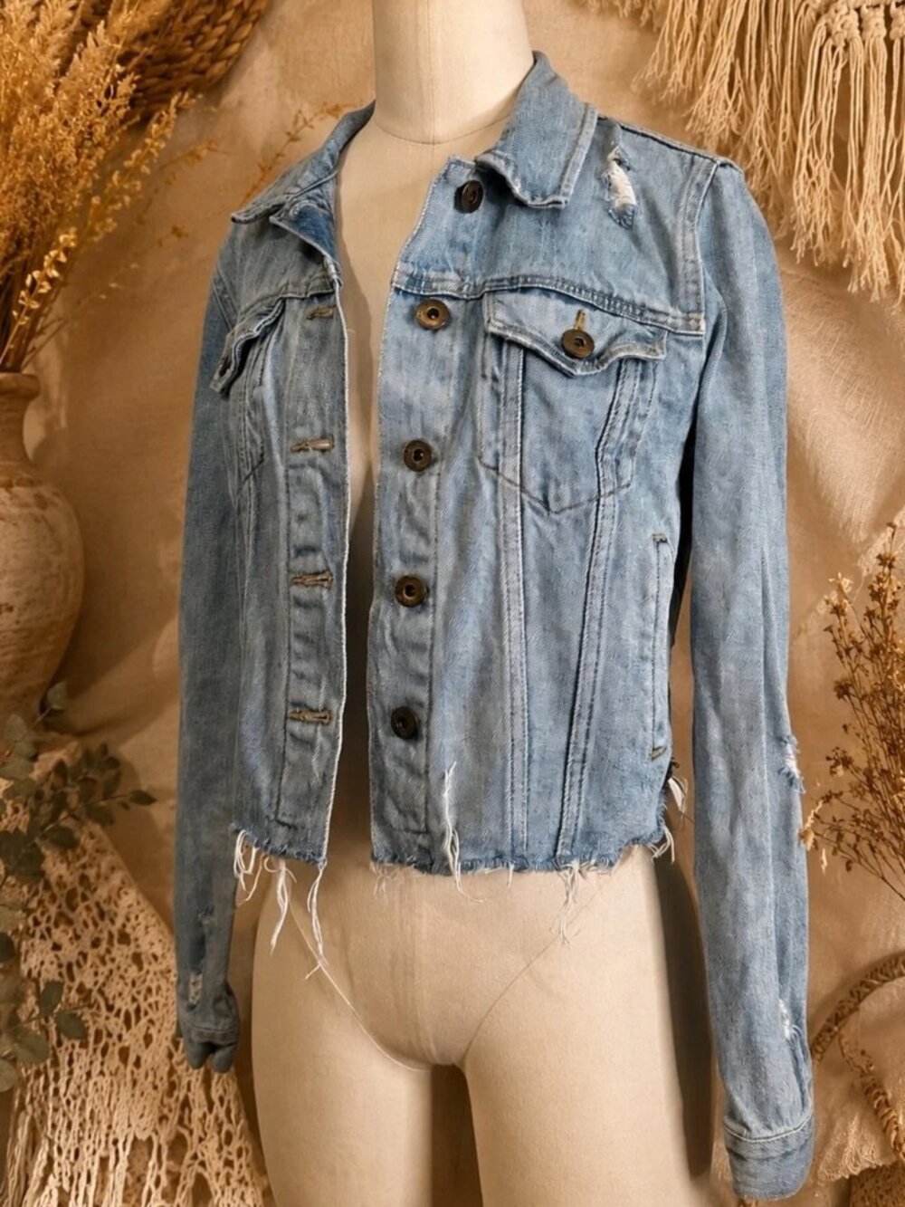 Pistola Distressed Cropped Denim Jacket Light Wash Raw Hem Size Small